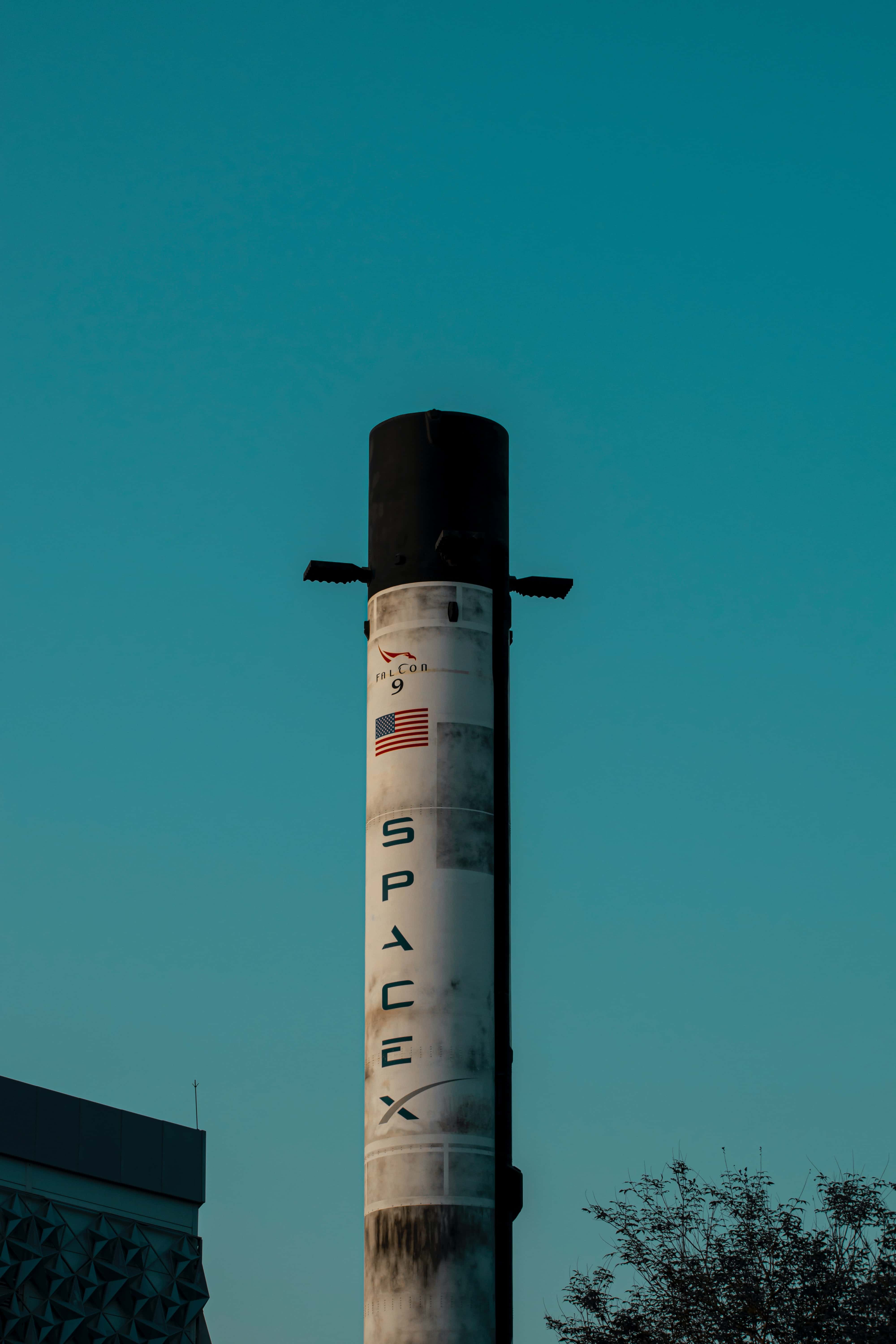 spacex falcon 9 vehicle